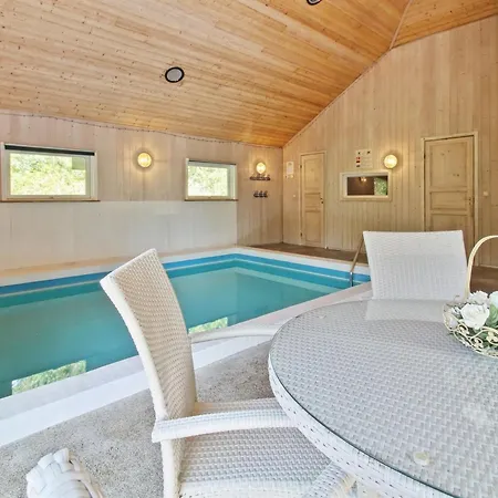 Сasa de vacaciones Thordo - 2-4km From The Sea By Interhome