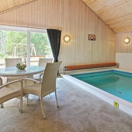 Сasa de vacaciones Thordo - 2-4km From The Sea By Interhome